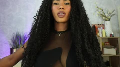 Naomi     online show from May 13, 3:05 am