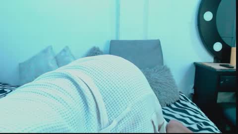 Naomy online show from January 12, 1:01 am