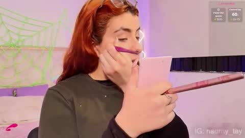 Naomy  online show from November 2, 3:39 am