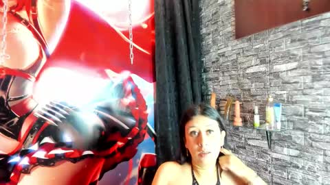 naomy  online show from November 19, 11:53 am