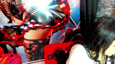 naomy  online show from November 10, 11:35 am