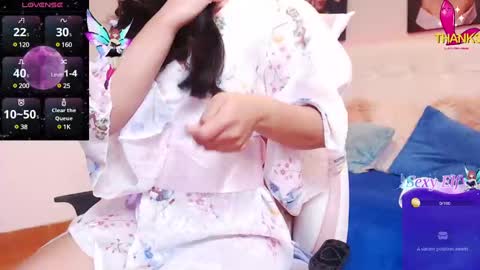 Naomy online show from February 11, 8:31 pm