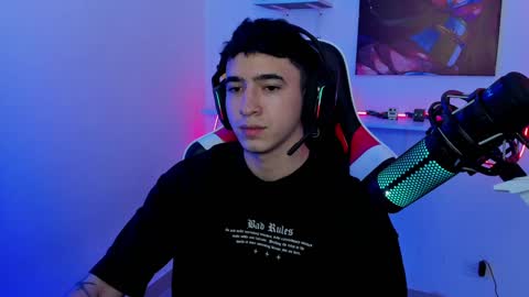 sebastian online show from February 6, 7:13 am