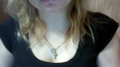 Snapshot of narcisjill chatting on February 15, 3:17 pm NarcisJill online show from February 15, 3:17 pm