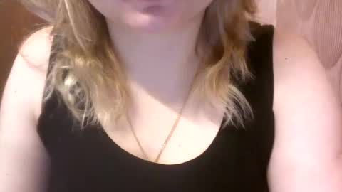 Snapshot of narcisjill chatting on January 4, 5:47 pm NarcisJill online show from January 4, 5:47 pm