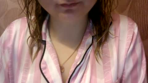 Snapshot of narcisjill chatting on January 3, 5:53 pm NarcisJill online show from January 3, 5:53 pm