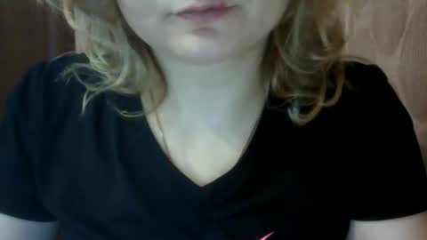 Snapshot of narcisjill chatting on December 16, 11:12 am NarcisJill online show from December 16, 11:12 am