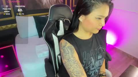 N A R E online show from September 9, 8:53 pm