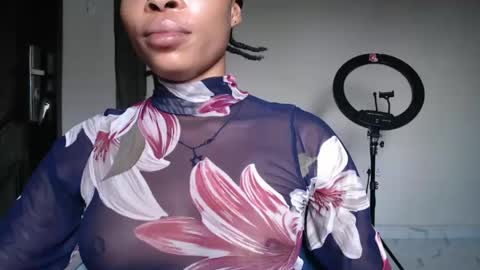 bella online show from December 2, 9:40 am