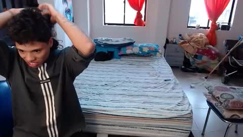 nastyzoebangs online show from February 1, 5:21 pm