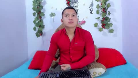 nataliaandjulliam online show from March 2, 3:11 am