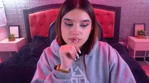 natalie  online show from November 8, 3:53 am