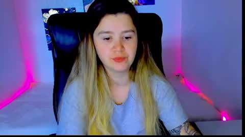 natalisecret online show from June 17, 8:19 am