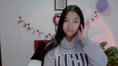 Nataly Escobar online show from September 18, 12:42 pm