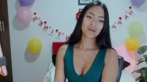 Nataly Escobar online show from September 12, 12:51 pm