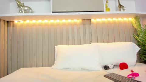 Nataly  online show from September 13, 2:30 pm