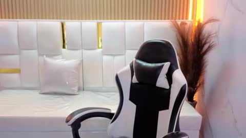 Natasha  tp   1430- 2100 online show from February 21, 7:50 pm