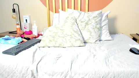 N A T A S H A  online show from November 29, 1:52 pm