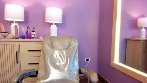 nathalie rossel online show from February 23, 6:21 pm