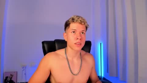 Nathan online show from November 29, 10:28 pm