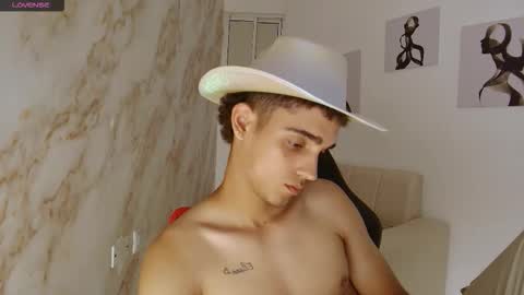 nathan_shimmer online show from February 18, 12:10 am