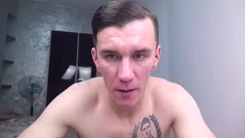 nathann92 online show from December 17, 11:11 pm