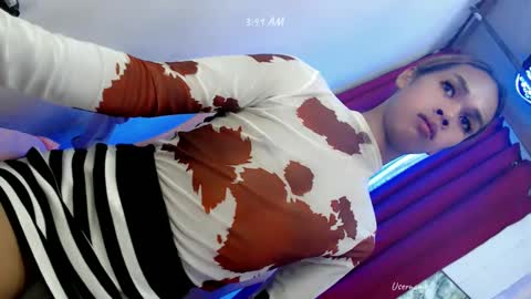 Snapshot of native_princess1 chatting on February 25, 7:38 pm native_princess1 online show from February 25, 7:38 pm