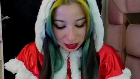 Snapshot of natsuki_09 chatting on December 27, 4:04 am Nat  online show from December 27, 4:04 am