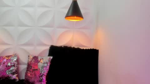 Natty Natasha online show from April 4, 11:39 am