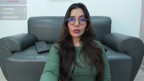 Natty Trainor online show from December 22, 9:32 pm