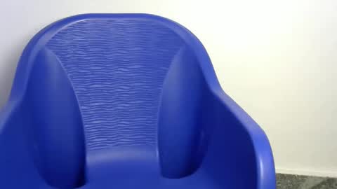 natural_bigtits7 online show from May 13, 7:45 pm