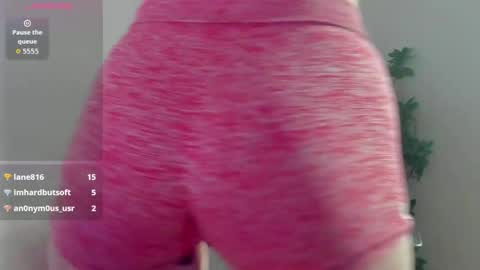 Snapshot of natural_form chatting on October 25, 8:57 am peach online show from October 25, 8:57 am