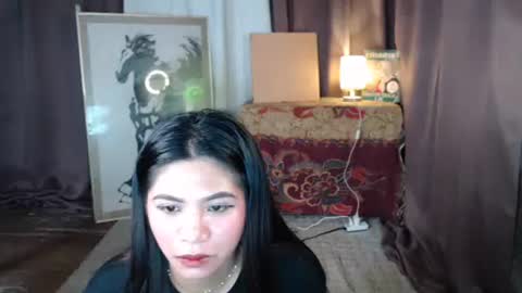 natural_petit69 online show from December 2, 8:13 am