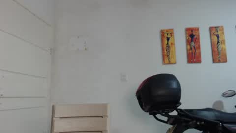 Stella Mcqueen online show from January 12, 1:16 pm