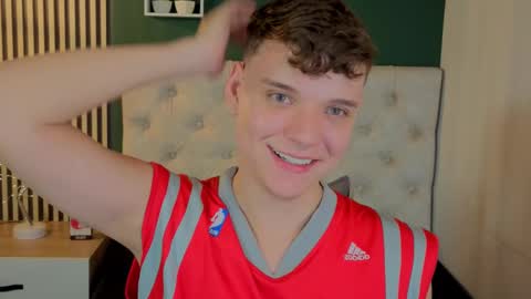 Noah online show from October 2, 6:34 am