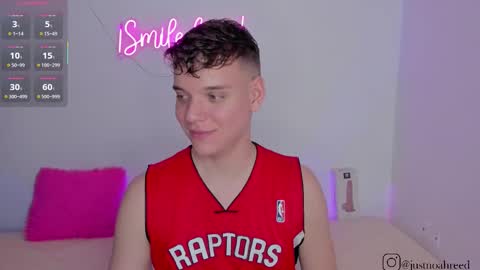 Noah online show from February 14, 1:41 am