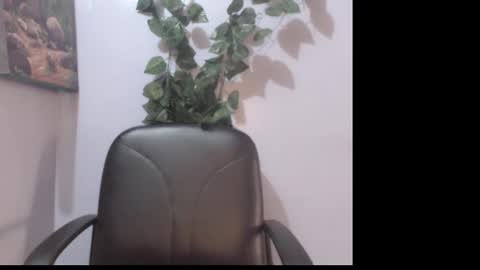 Snapshot of naughty_xxbunny chatting on March 1, 8:45 am beauty online show from March 1, 8:45 am