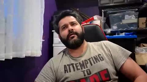 sakhtlaundaz online show from December 3, 9:26 pm