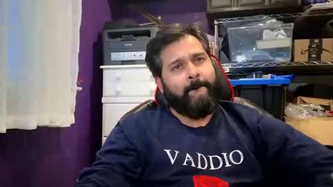 sakhtlaundaz online show from December 22, 9:32 pm