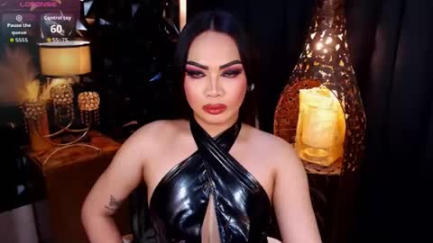 naughtyfridah online show from June 19, 6:14 pm