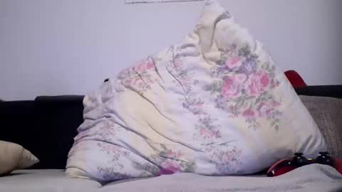 naughtygermansteven online show from December 16, 11:44 pm