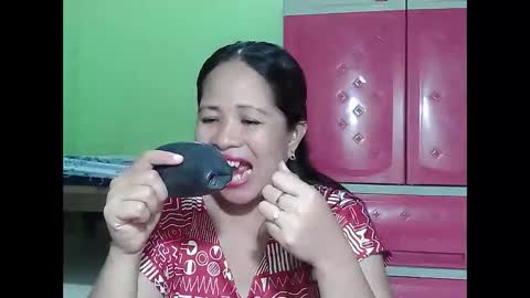 naughtymom26 online show from September 11, 9:43 am