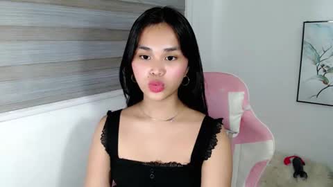 ELISE online show from May 15, 4:58 pm