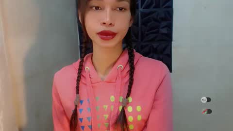 Snapshot of naughtysunshinepinay chatting on October 25, 4:57 am Celine online show from October 25, 4:57 am