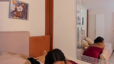 naugthy_brunette_ online show from May 14, 2:54 am