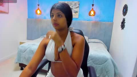 naugthy_brunette_ online show from March 18, 2:28 am