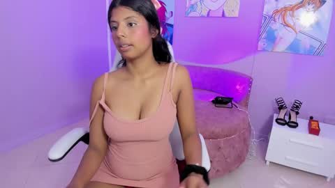 naugthy_brunette_ online show from January 13, 6:48 pm