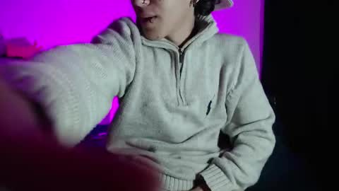 Im Nayton online show from November 4, 10:38 am