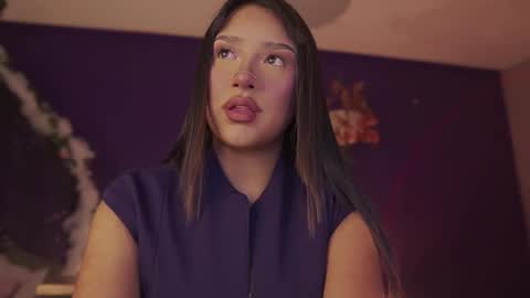 Nefertari online show from October 2, 11:42 am