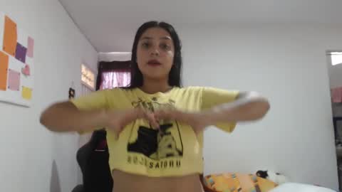Snapshot of nebyula_star chatting on February 3, 6:28 pm Nebyula online show from February 3, 6:28 pm